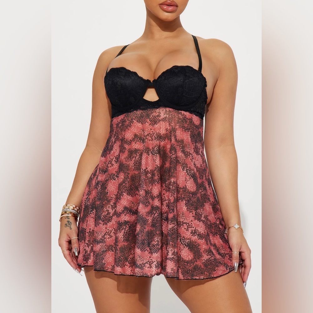 Fashion Nova Accidentally in Love Babydoll Lingerie Set Pink and Black Size Med